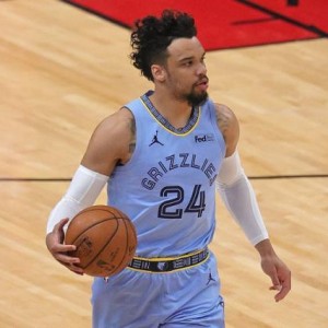 星空体育-美媒预测可能诞生的大交易 76人拉三方换利拉德