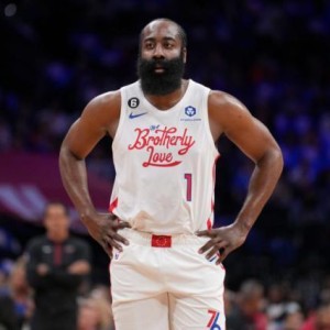 星空体育-本西窘境重现？76人对哈登要价极高 或陷长期拉扯