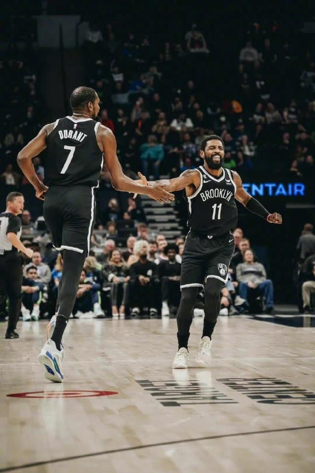 1666964760306042046.jpg 篮网.jpg